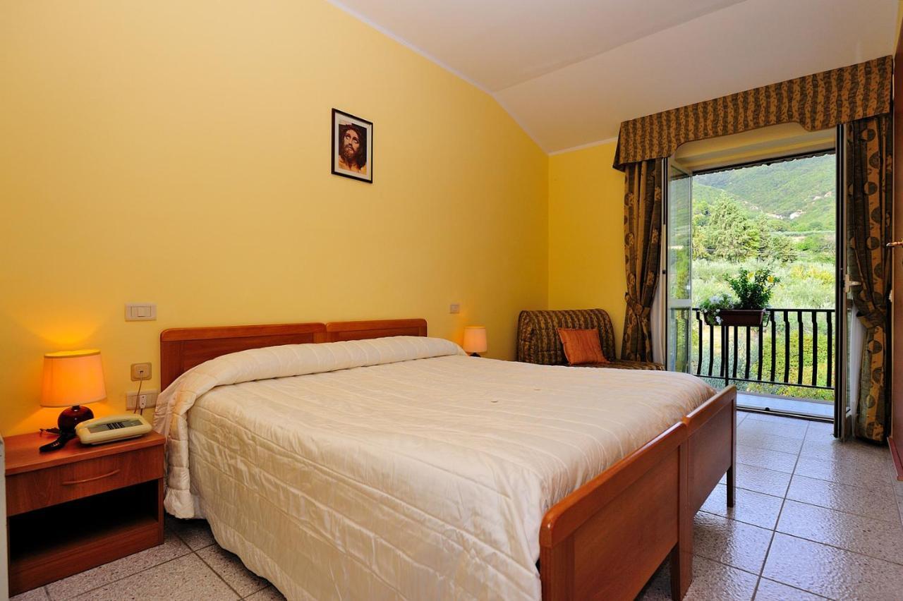 Colle Degli Olivi Snc Guest House Assisi Exterior photo