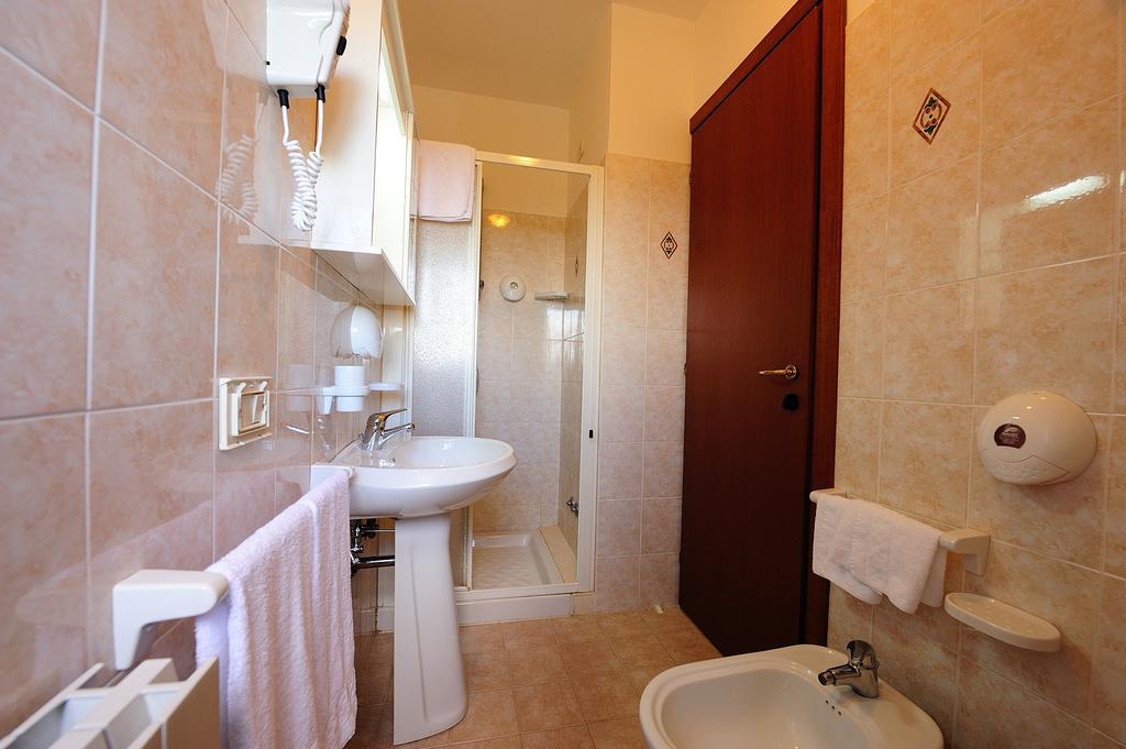 Colle Degli Olivi Snc Guest House Assisi Exterior photo