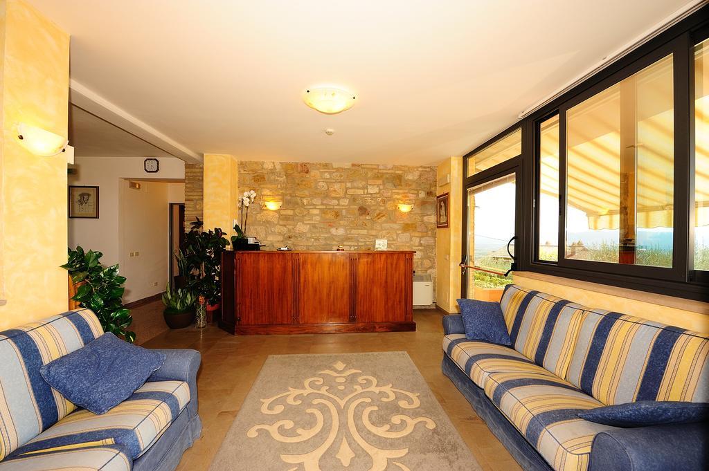 Colle Degli Olivi Snc Guest House Assisi Exterior photo
